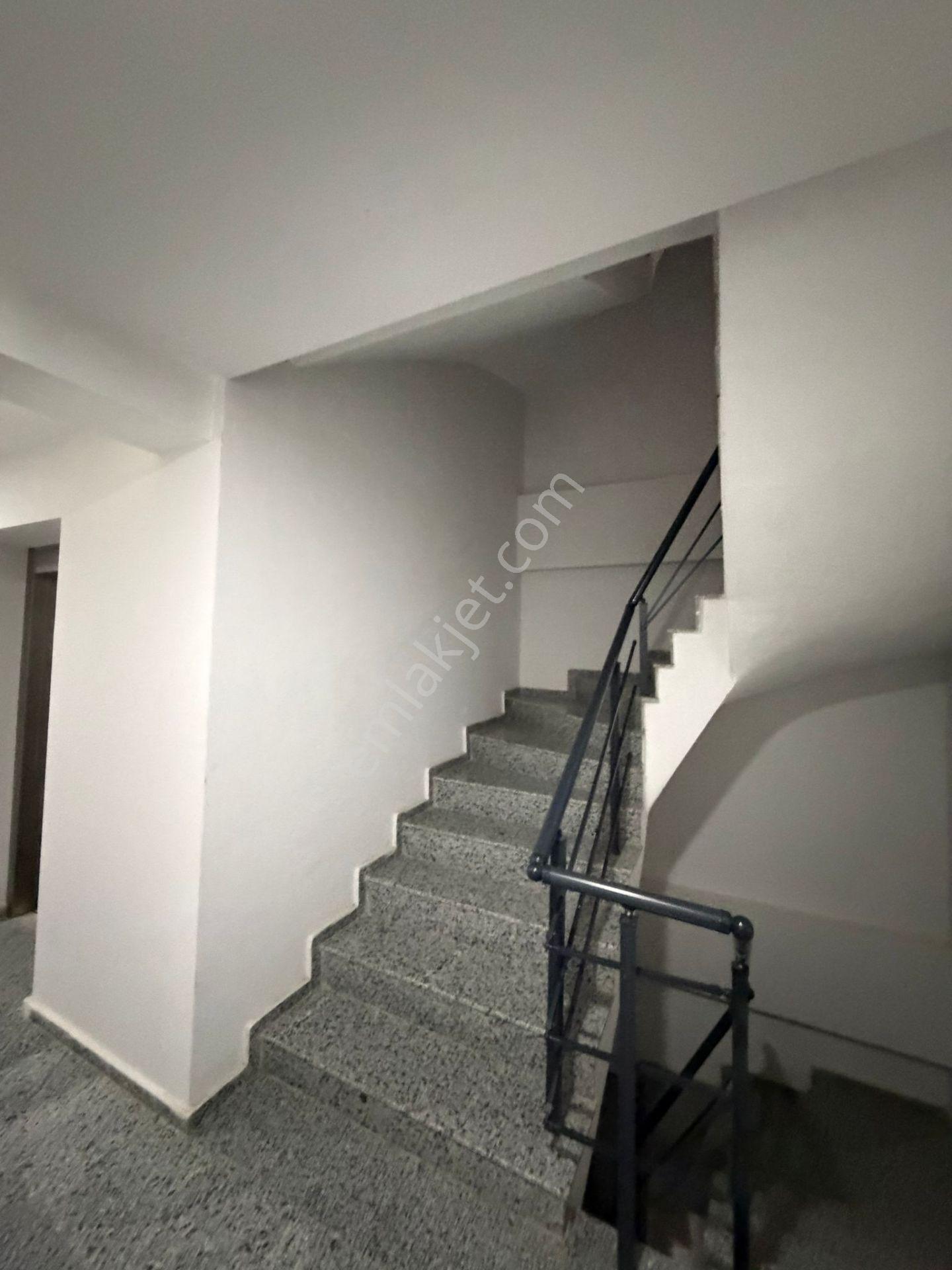 Bakırçay Mevki Köşe Önü Açık Ferah Daire - Görsel 42