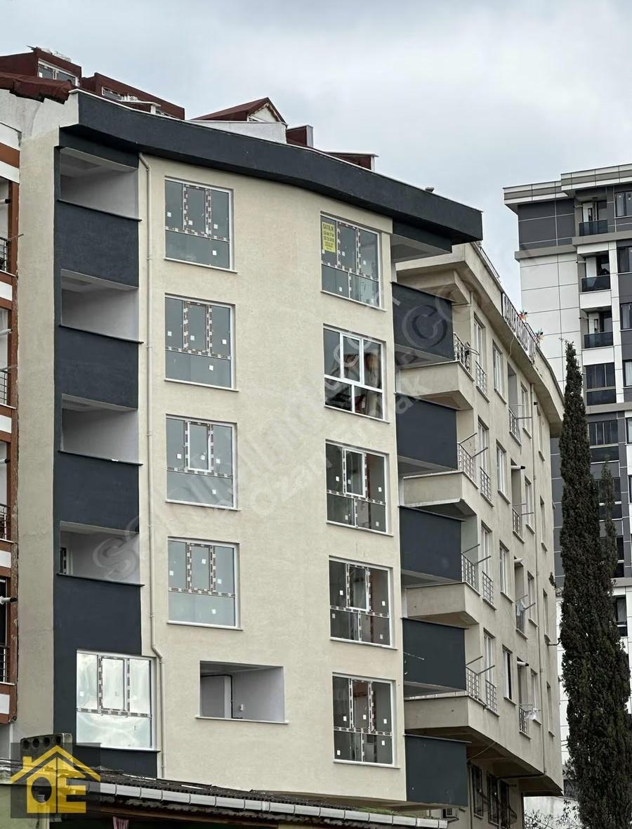 Eyüp Karadolapta Şehir Manzaralı Sıfır 2+1 Daire