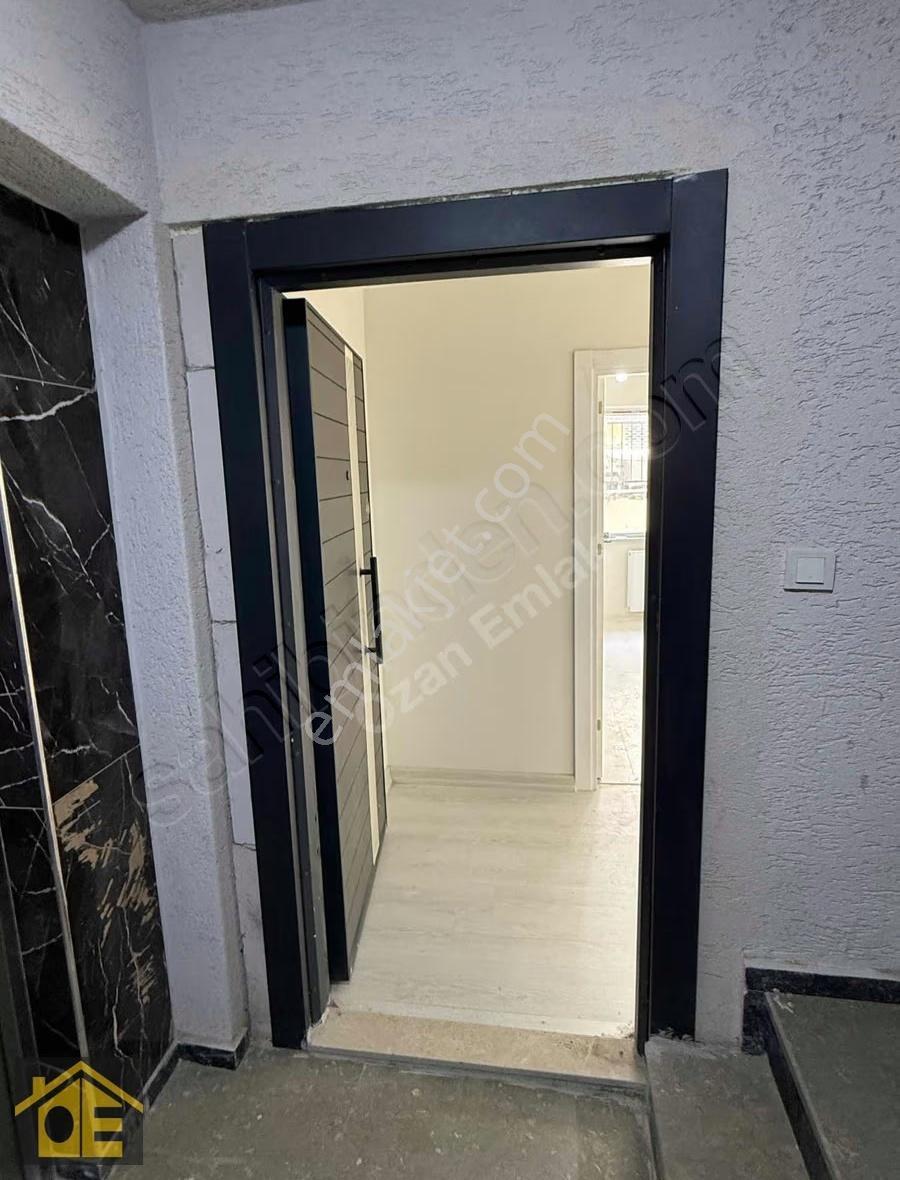 Eyüp Karadolapta Şehir Manzaralı Sıfır 2+1 Daire - Görsel 7