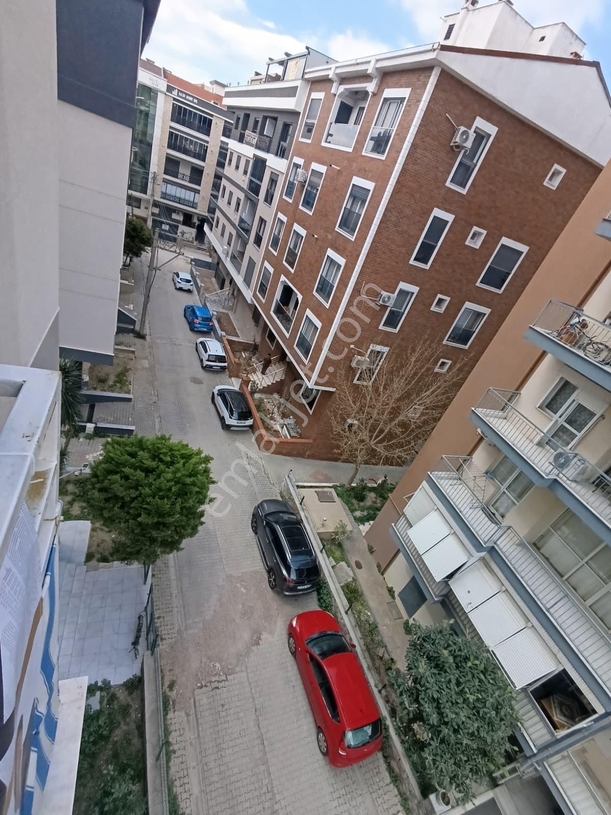 Demirköprüde 3+1 Arakat Ana Cadde Üstü Satılık Daire - Görsel 9