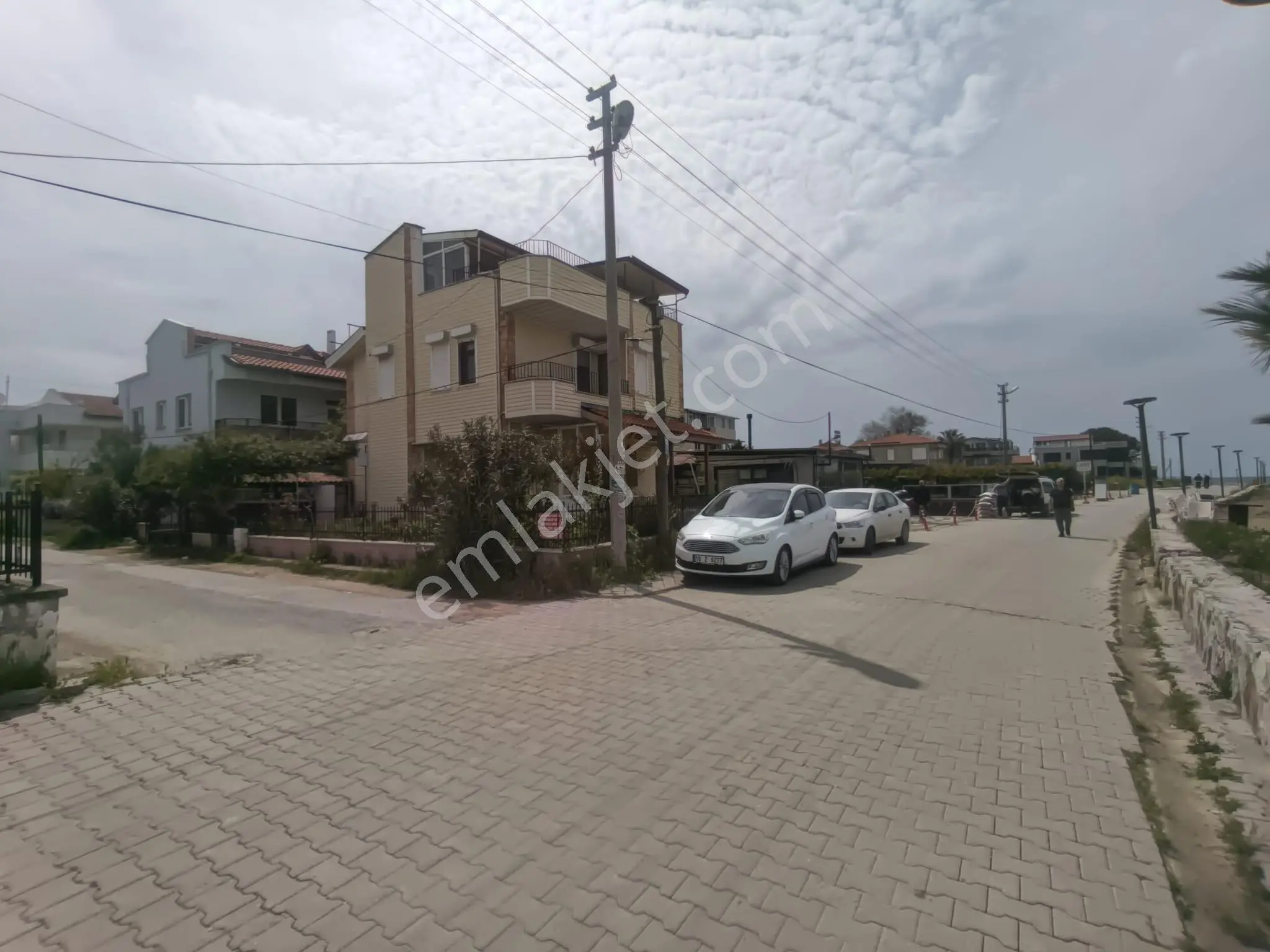 Golden Globy, Burhaniye İskele'de Denize 60 Metre Mesafede Köşe Parsel Satılık 284 M2 Tarla - Görsel 4