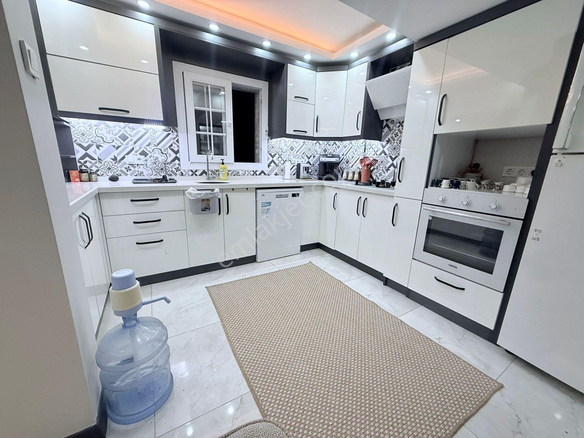 Karaova Mah. Aktur Sitesi 4+1 Satılık Villa - Görsel 12