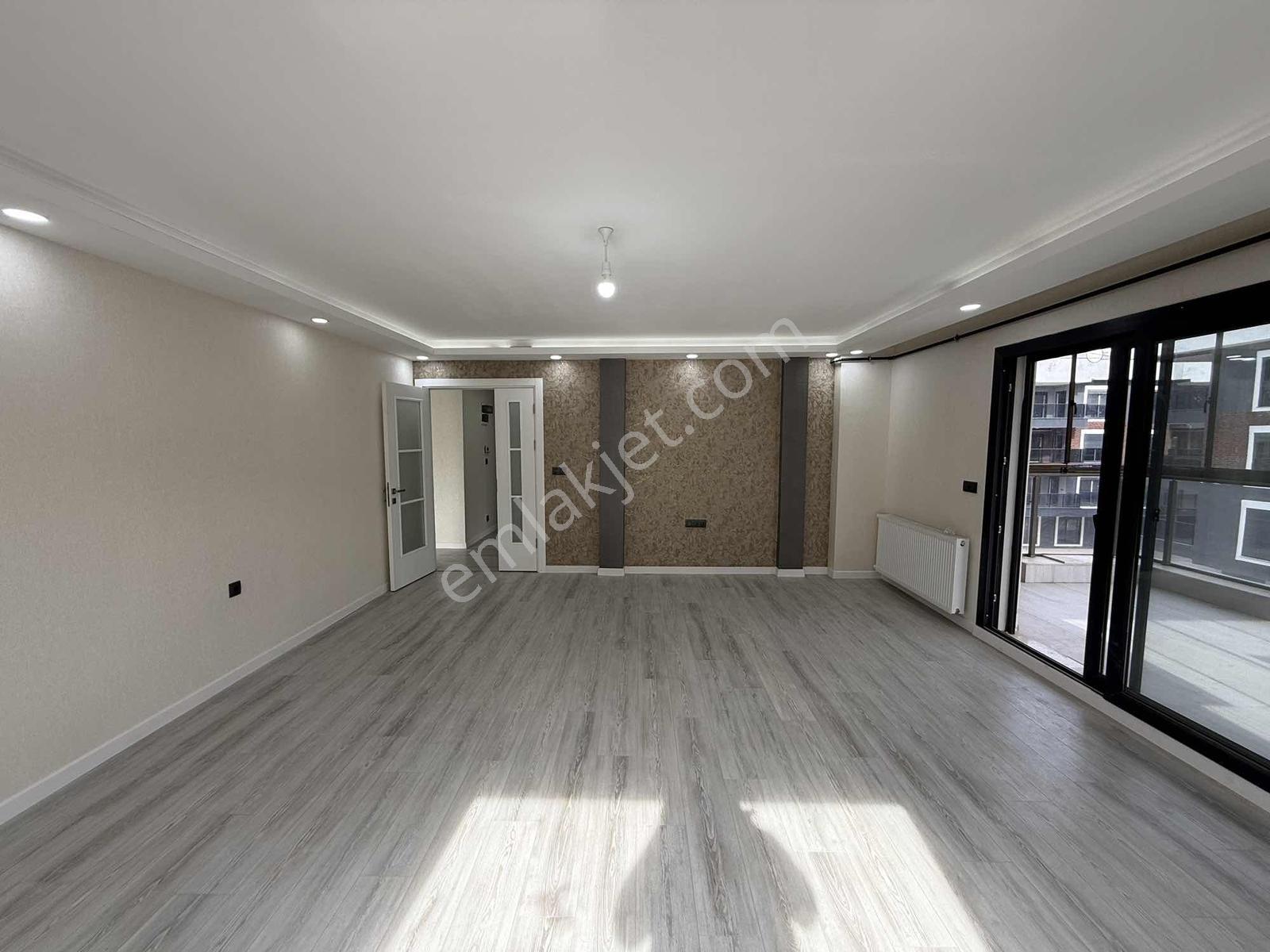Uygan'dan Torbalı Mah. 160m² 3+1 Butik Site İçi Ultra Lüx Arakat - Görsel 10