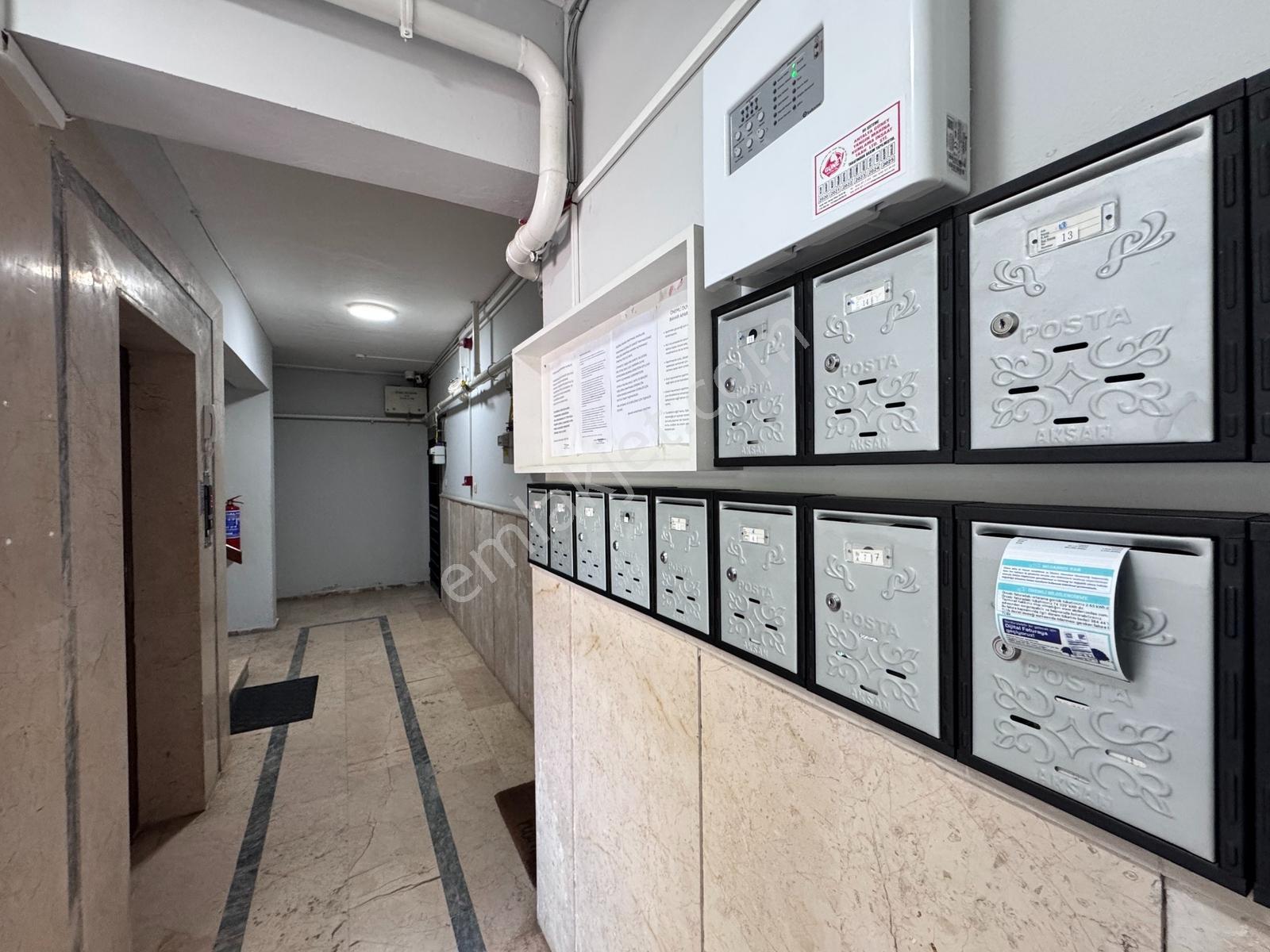 Fener Astur Sitesinde Doğalgaz Kombili 3+1 Eşyalı Kiralık Daire - Görsel 11