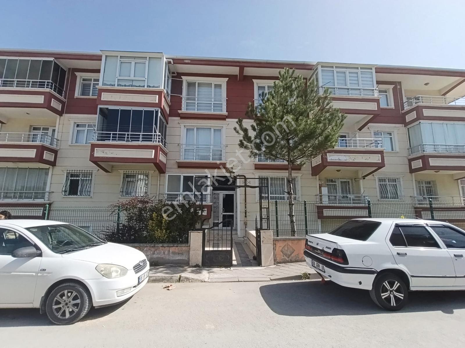 Elif Emlak'tan Pınarbaşı Mah. Katta Full Yapılı 3+1 Daire - Görsel 21