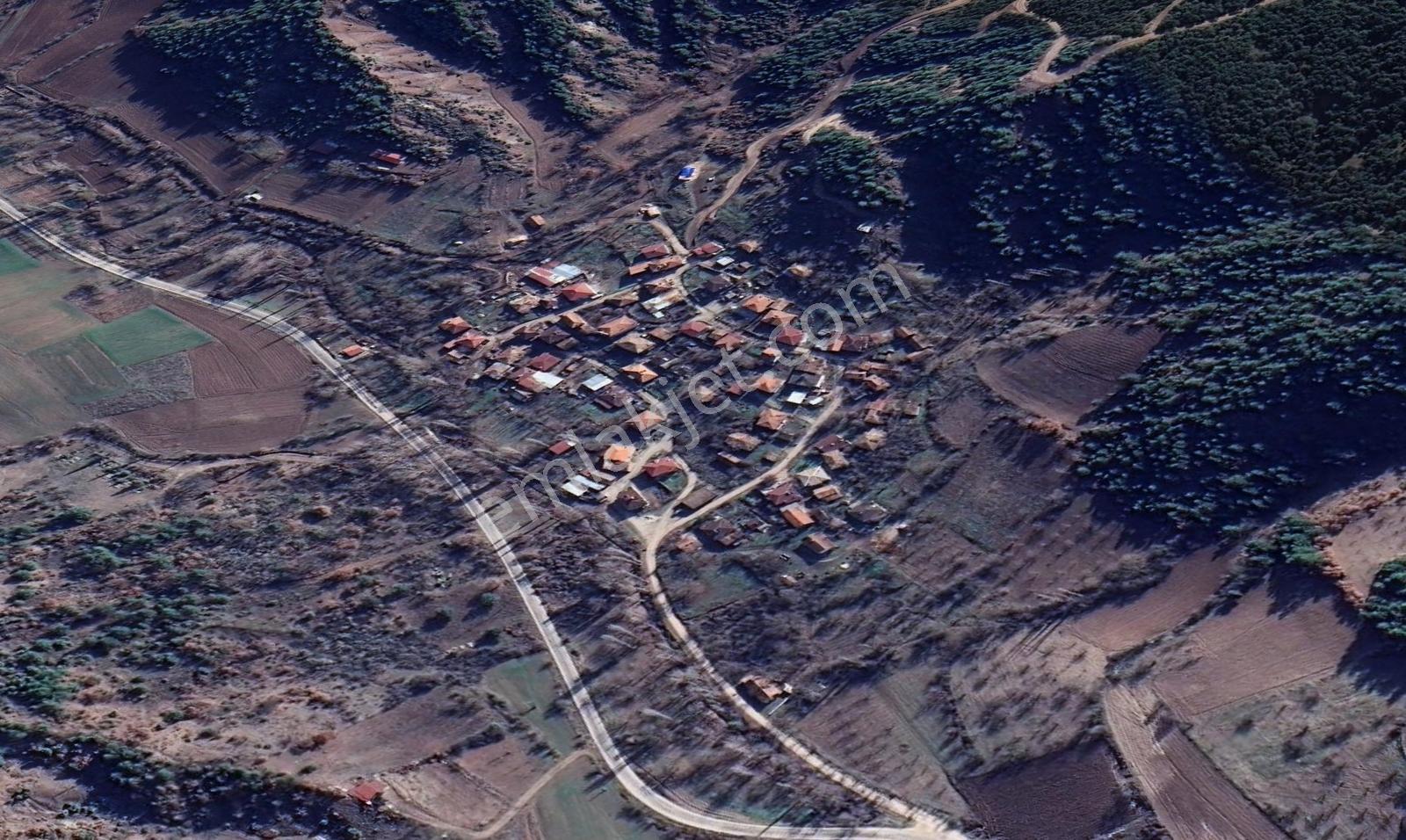 Bilecik Gölpazarı Yatırımlık 1.450 M² Stratejik Tarla - Görsel 6