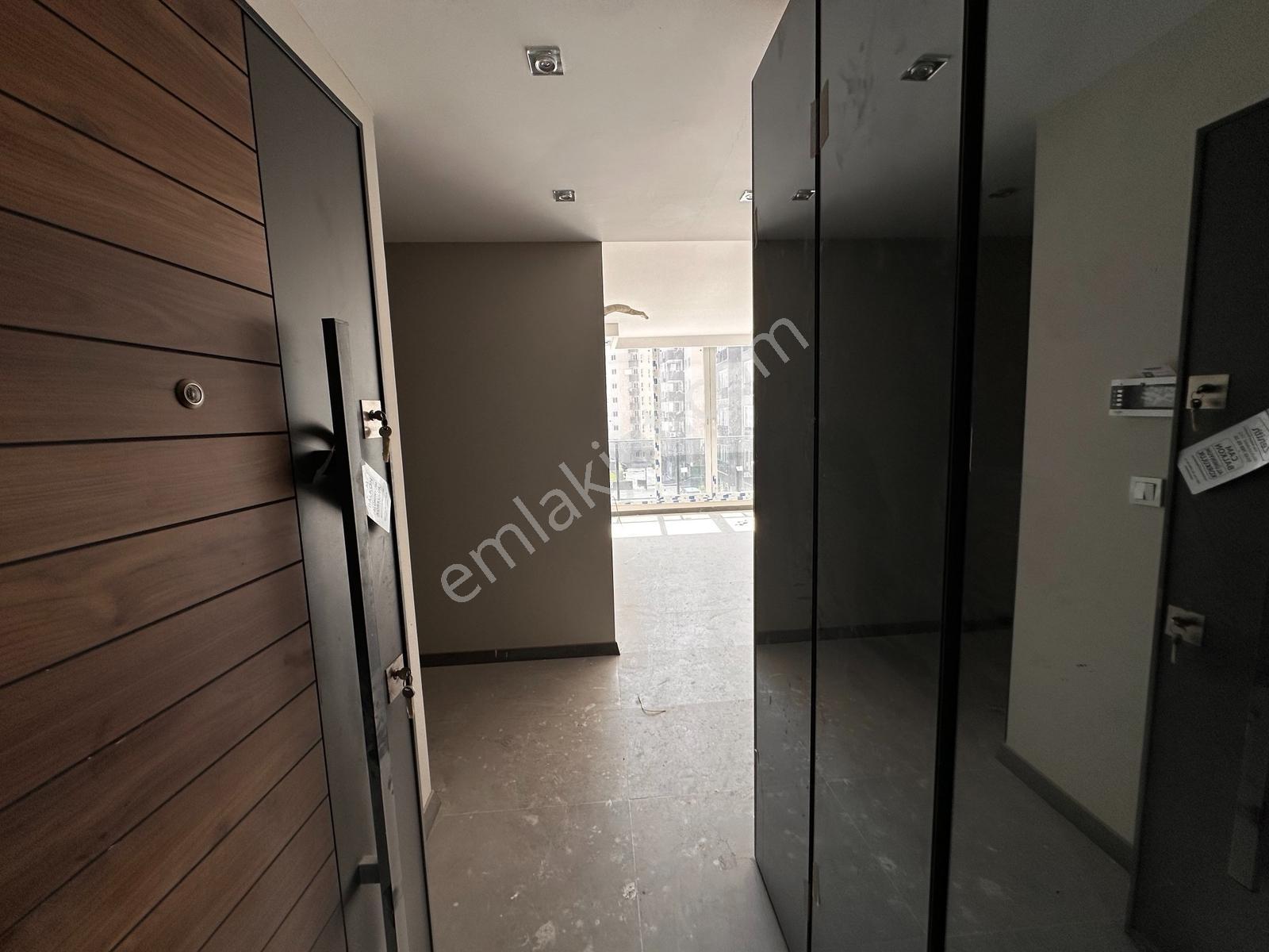 Altın Emlak Kiralıyor. Lüks Site İçerisinde Sıfır 2+1 - Görsel 11
