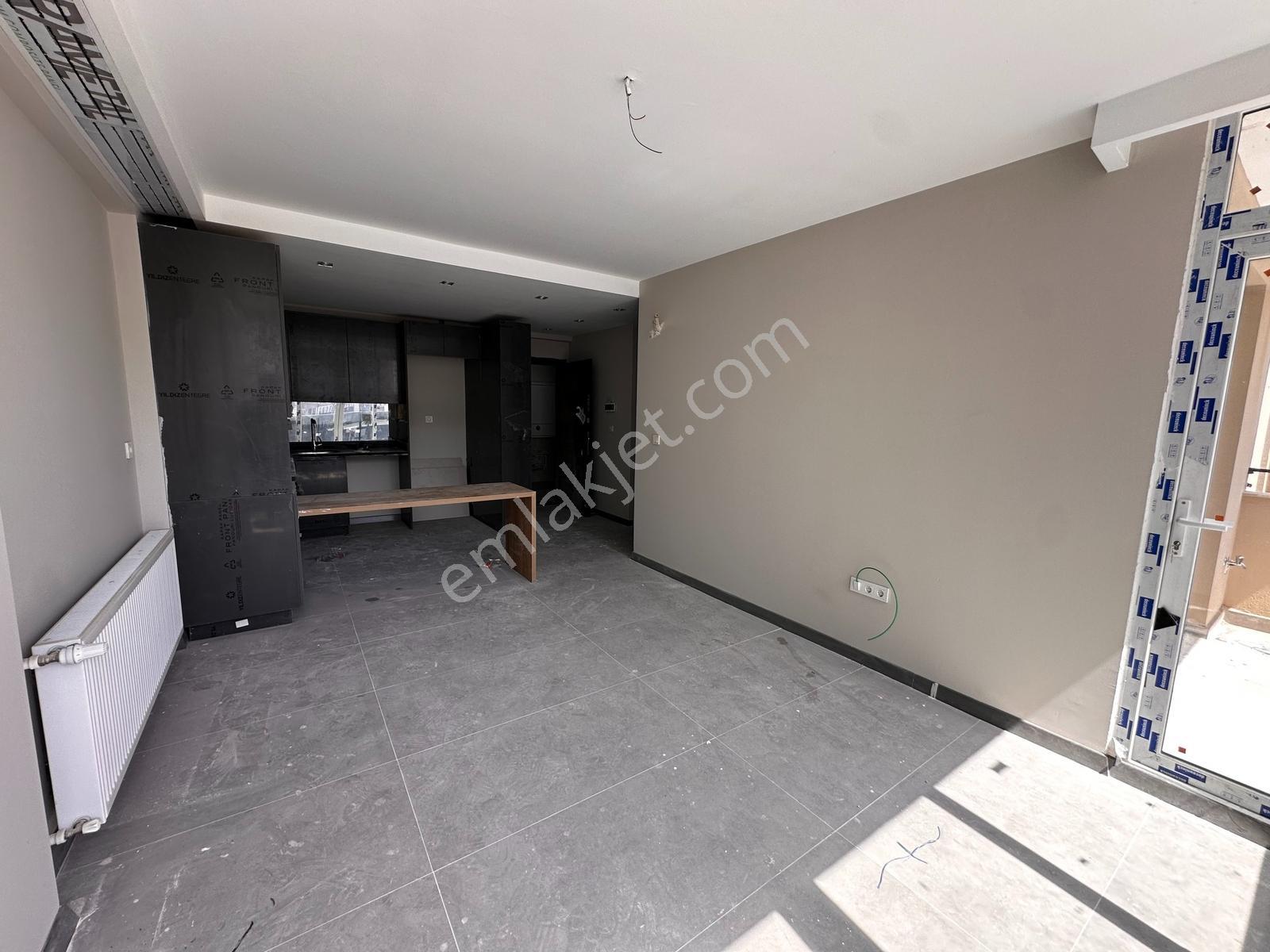Altın Emlak Kiralıyor. Lüks Site İçerisinde Sıfır 2+1 - Görsel 6