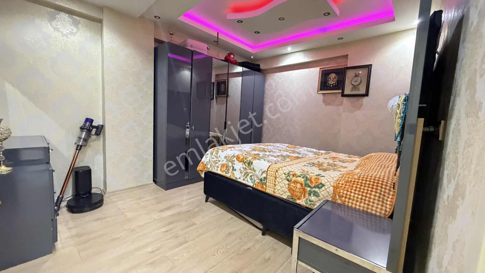 Telsiz Mahallesinde İçi Yenilenmiş 140m2 3+1 Satılık Daire - Görsel 21