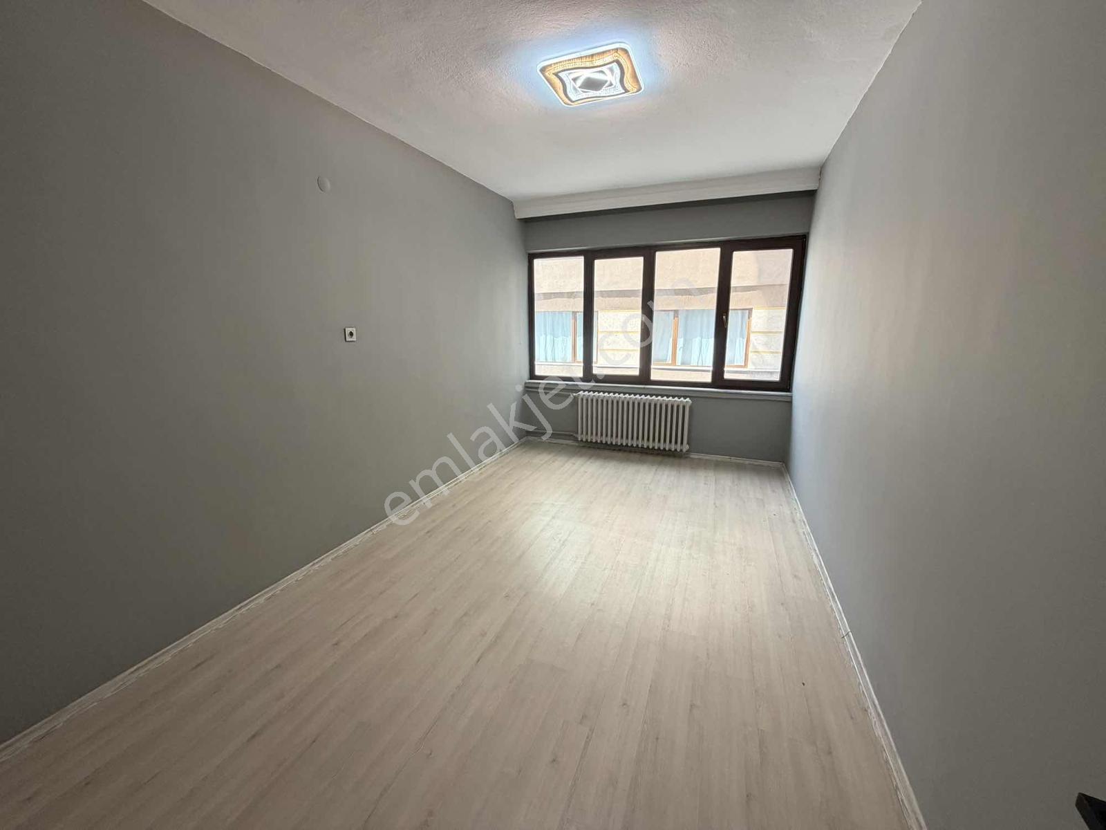 Sivas Caddesinde İçi Tamamen Yapılı Kiralık 3+1 Daire - Görsel 4