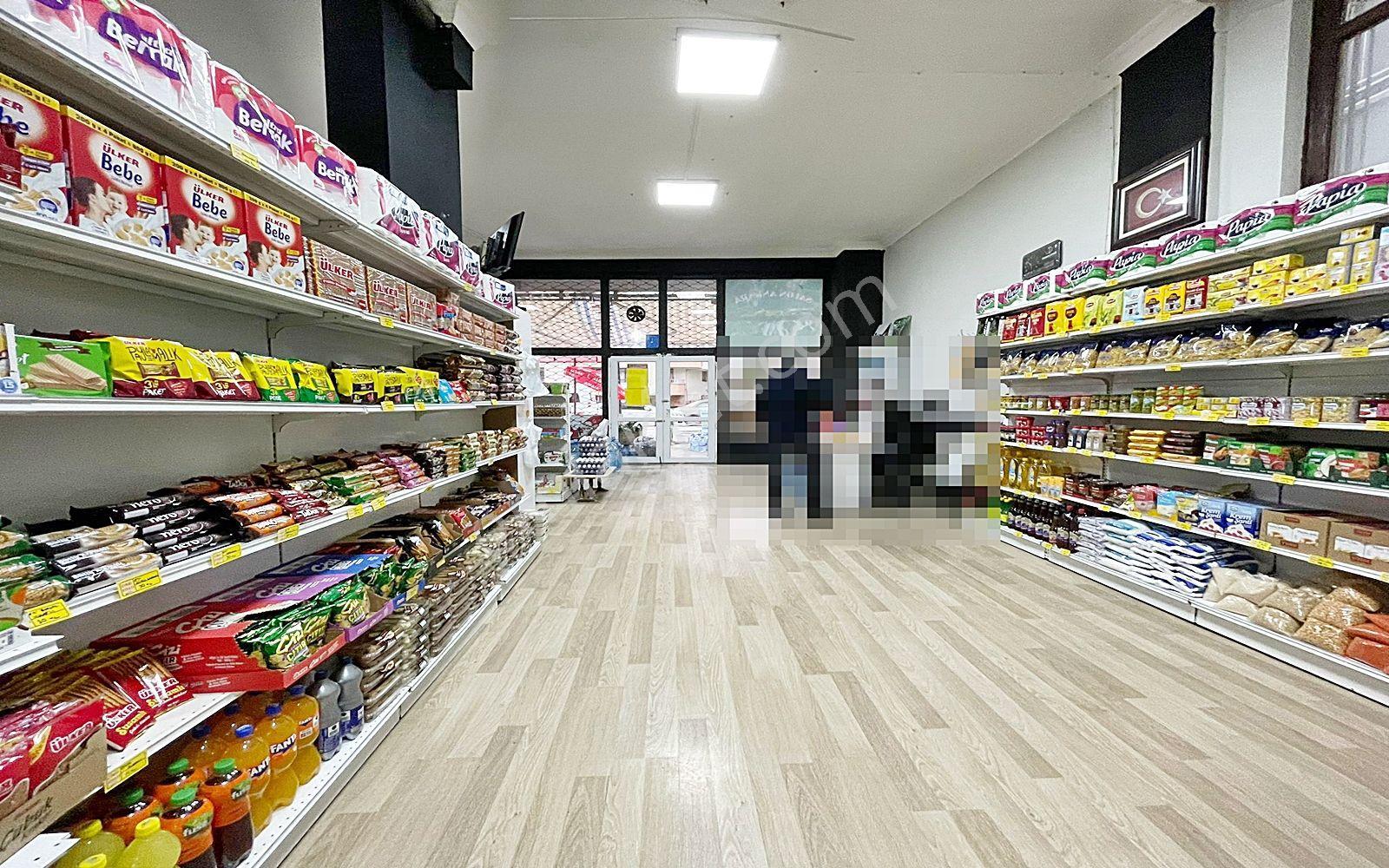 Kuşcağız'da Günsazak Caddesi Üzerinde 145m2 Satılık Dükkan