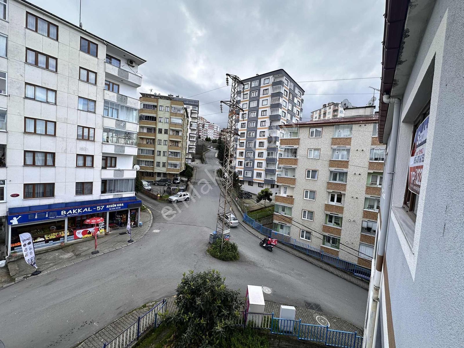 Vip Real Estate Den Aydınlıkevler Mah 3+1 4. Kat Daire - Görsel 5