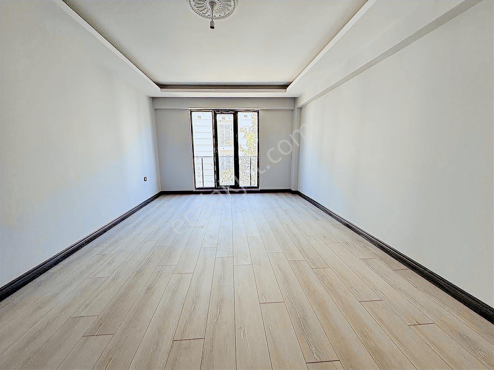 Muhittin Mah Site İçi Sıfır İskanlı Arakat K.otopark 2+1 110m2 - Görsel 30