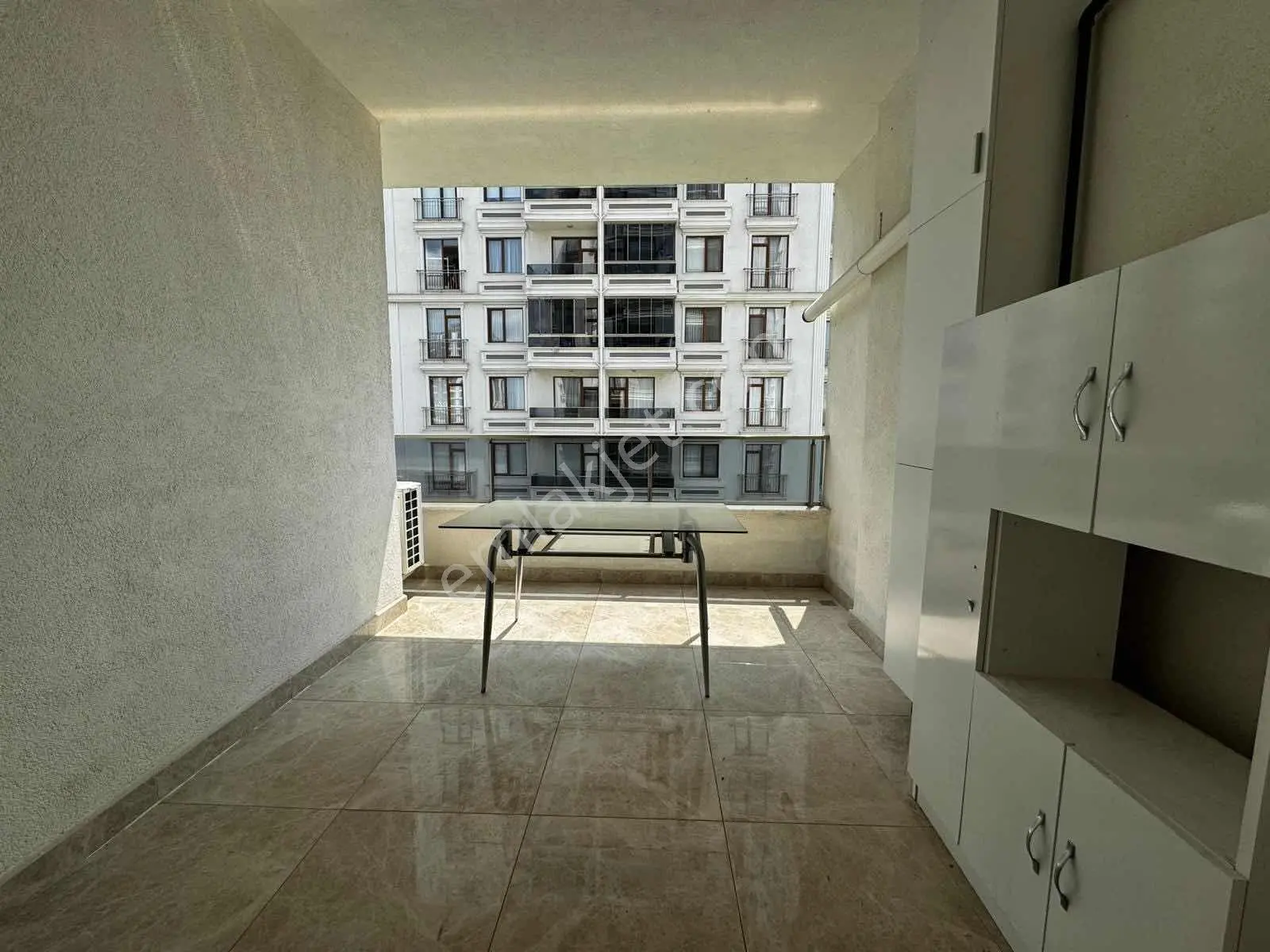 Hürriyet Mah Lüx Site İçi Kiralık 3+1 Geniş Arakat Temiz Daire - Görsel 2