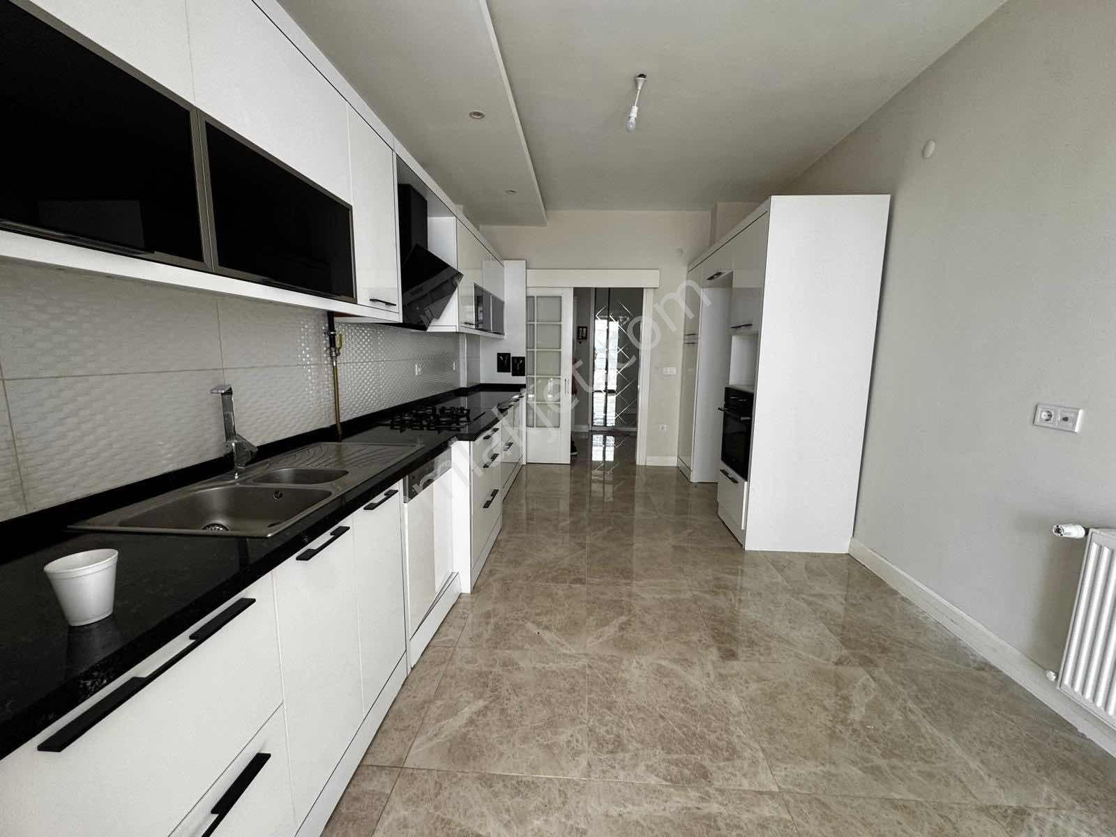Hürriyet Mah Lüx Site İçi Kiralık 3+1 Geniş Arakat Temiz Daire - Görsel 22