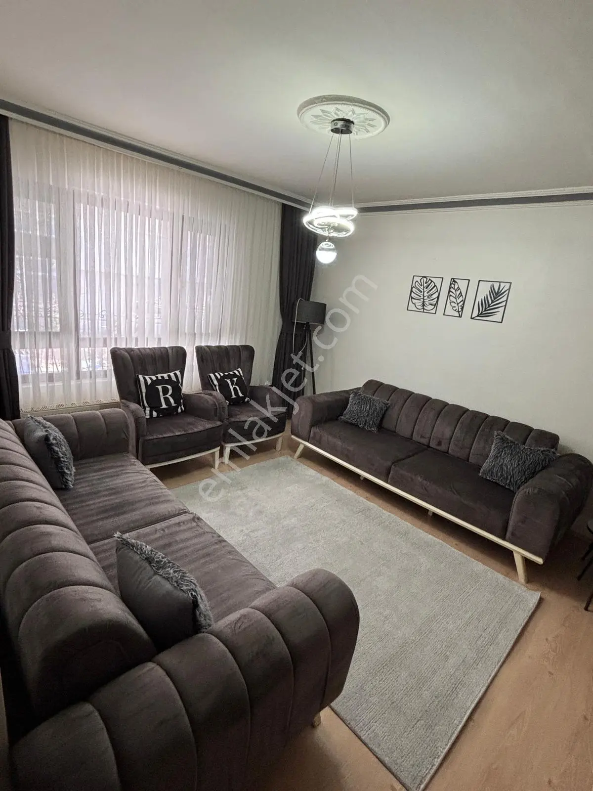 Ufuktepe Caddesinde Yapılı Masrafsız Asansörlü İskanlı 3+1