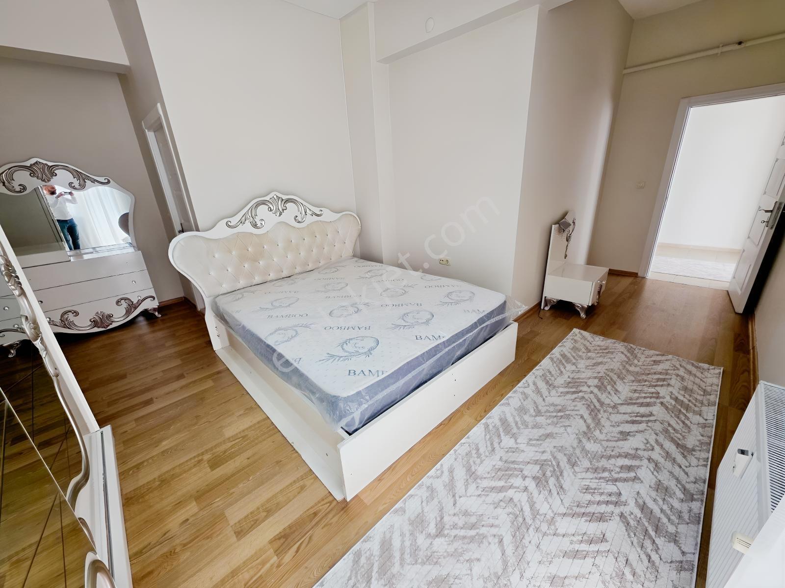 Bursa Merkezde Eşyalı Kiralık Daire - Görsel 2