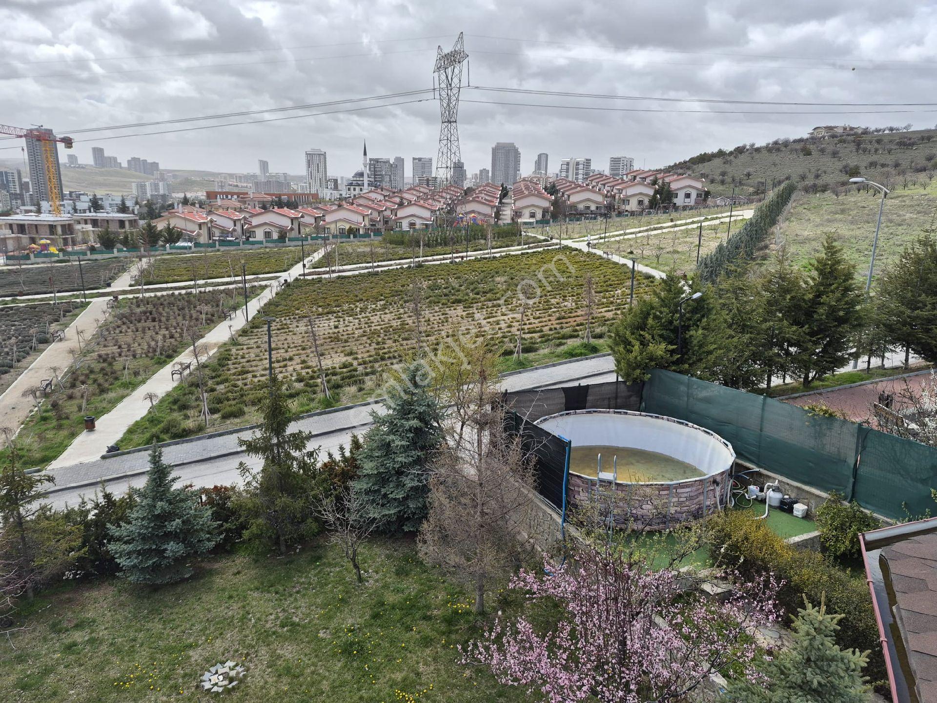 İlyap'tan Alaçatlıda Kiralık 4 Katlı Müstakil Köşe Villa - Görsel 9