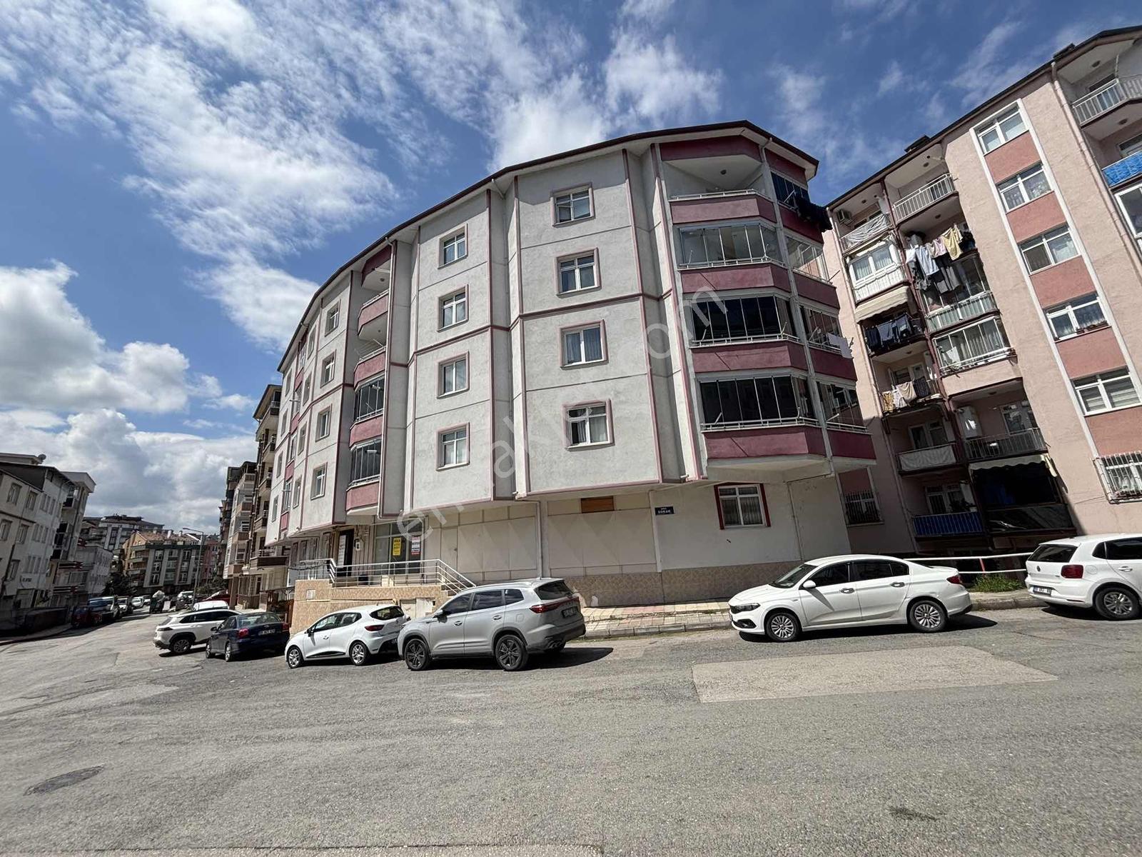 Promade Emlak'tan İlkadım'da Hem Satılık Hem Kiralık 25m2 Dükkan - Görsel 2
