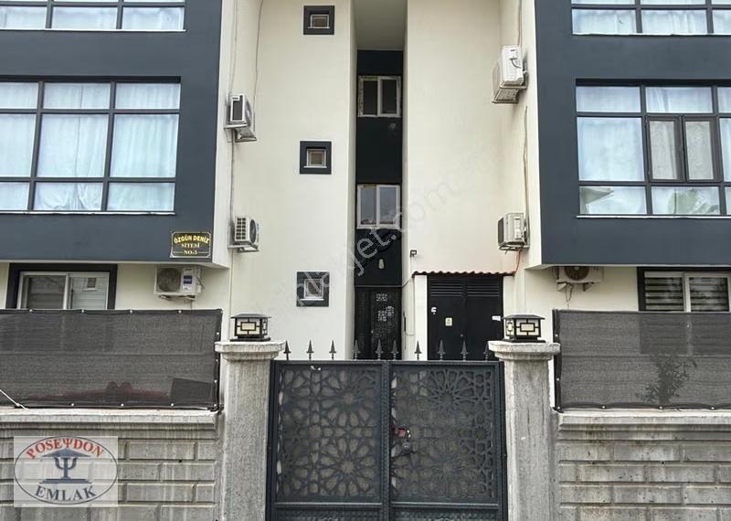 Full Eşyalı Havuzlu İskanlı Bahçe Katı Yazlık-kışlık 2+1 Daire