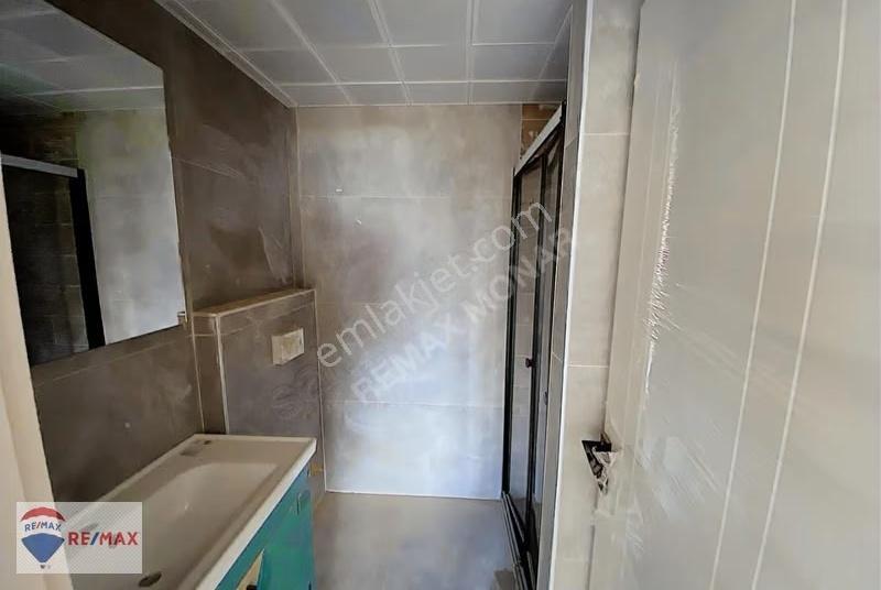 Remax Monardan Havuzlu Otoparklı Muhteşem Mimari 2+1 Daireler - Görsel 13