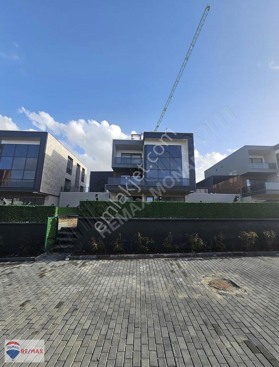 Remax Monar Dan İncek'in Kalbinde 5+2 Sıfır Villalar - Görsel 22