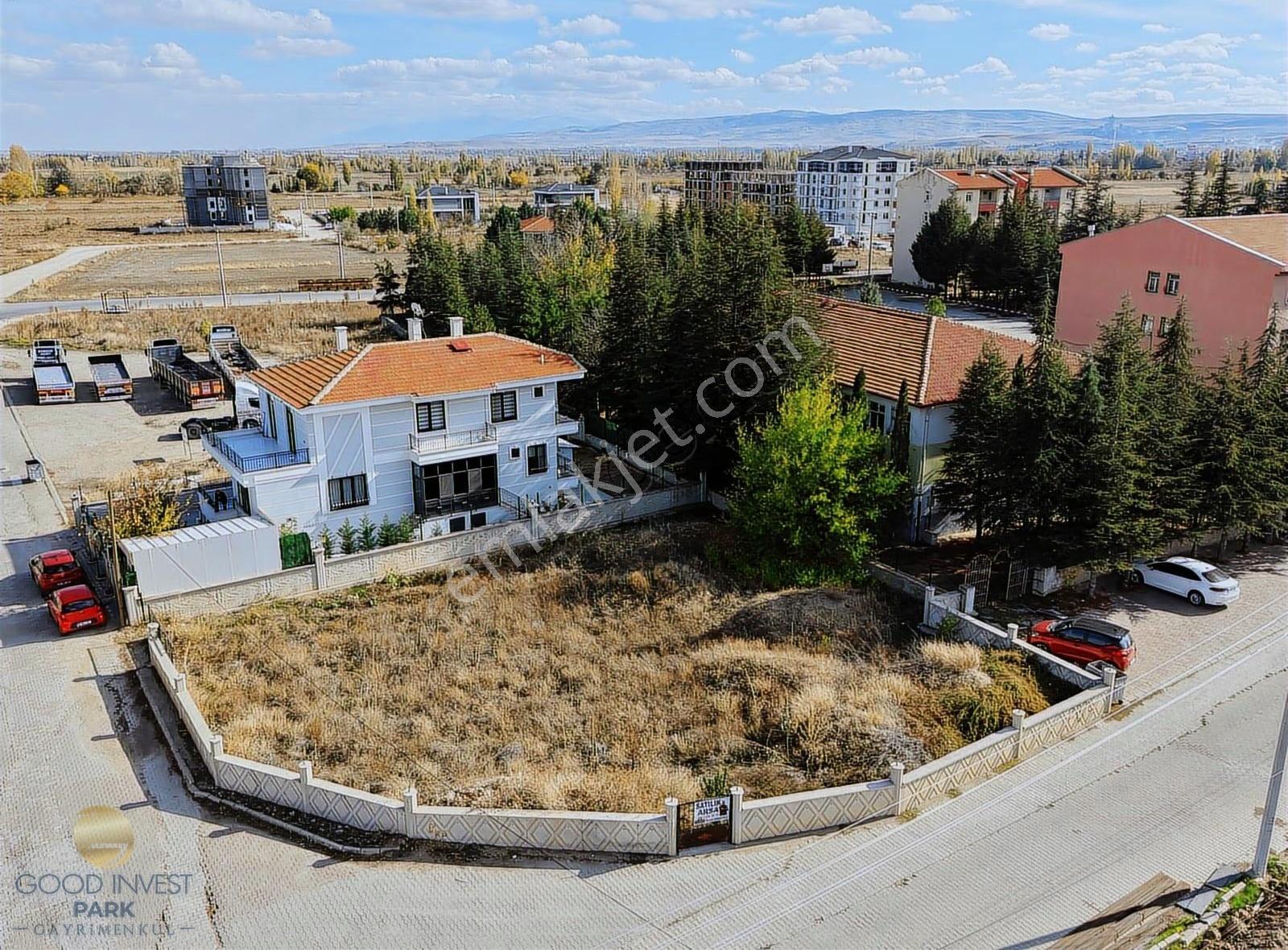 Gelişen Bölgede Sağır Ve Dilsizler Okulu Yanı 650m² Köşe Parsel - Görsel 15