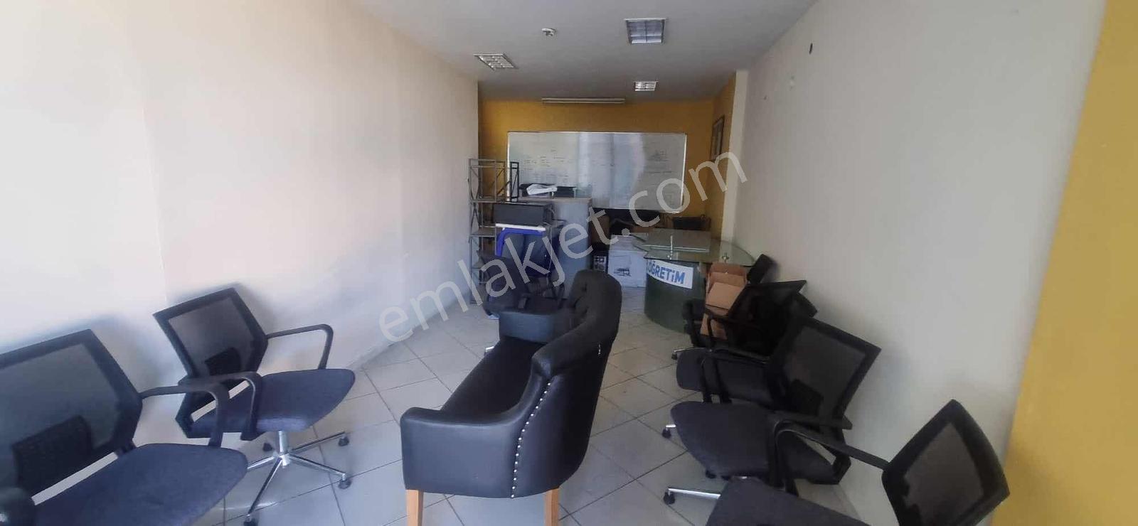 Tuğtaş Plazada Kiralık Ofisler - Görsel 29