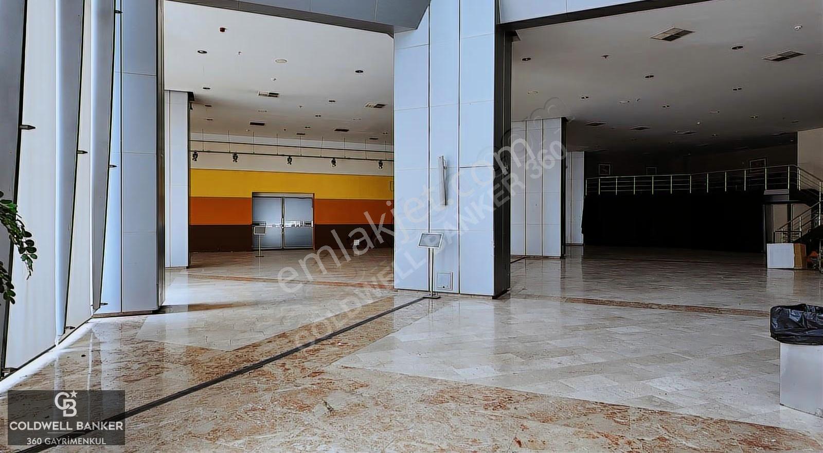 Tepekule İş Merkezinde Büyük Tip Lüks Eşyalı Kiralık Hazır Ofis - Görsel 13