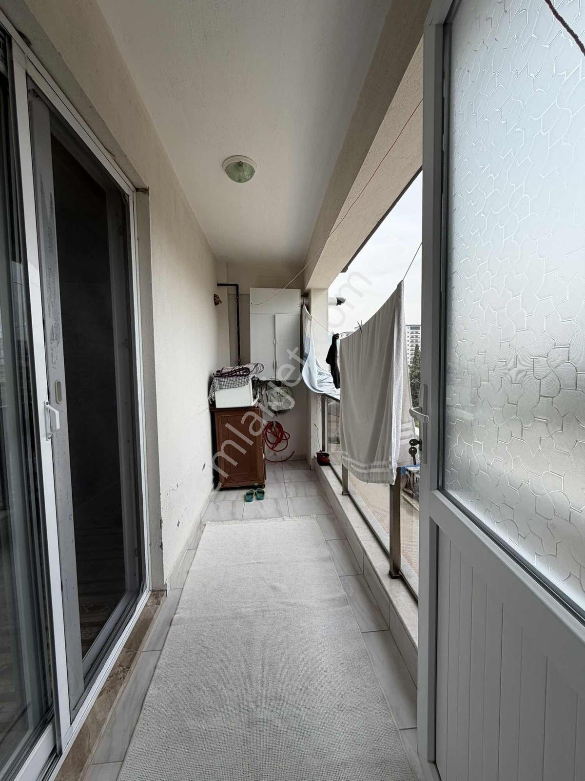 Menemen Koyunderede Satılık Daire 3+1 Ebeyn Banyolu Çift Balkon - Görsel 9