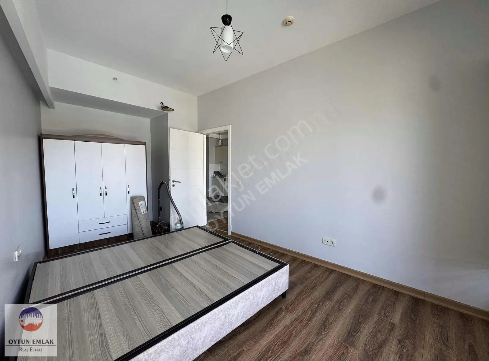 Bosphorus Cıty Göl Kule'de Eşyalı Kiralık 1+1 Daire 81 M² - Görsel 3