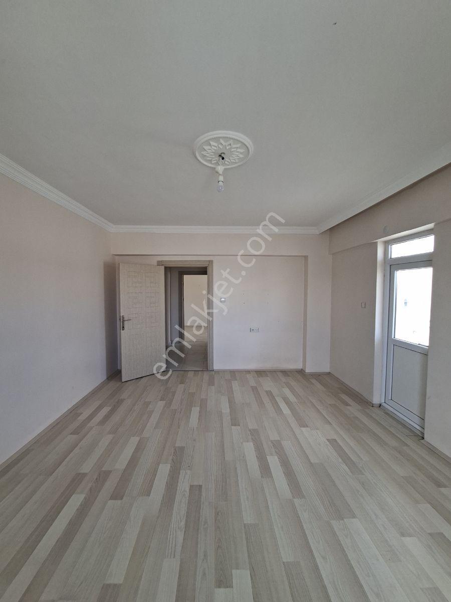 Turkuaz'dan Kılavuzda Güney Cephe Yapılı Masrasız 3+1 Daire - Görsel 6