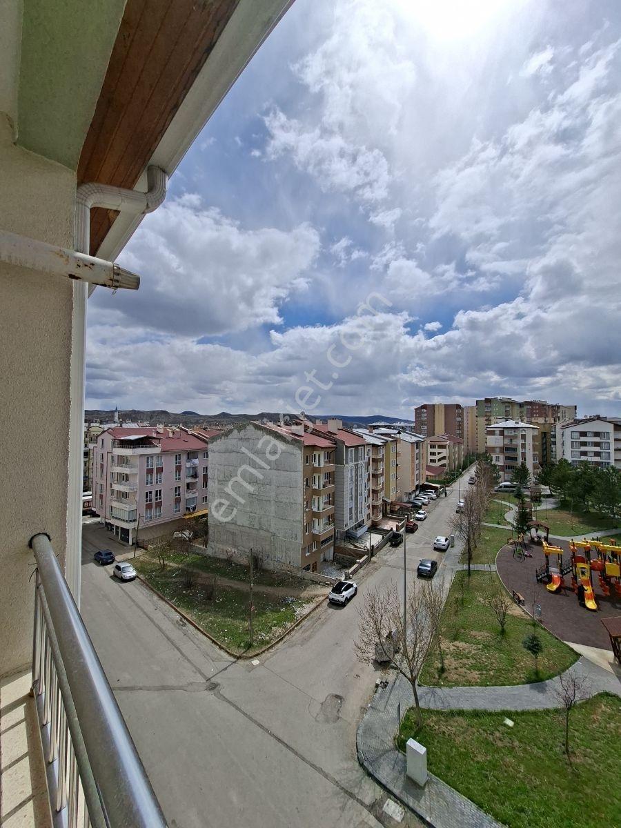 Turkuaz'dan Kılavuzda Güney Cephe Yapılı Masrasız 3+1 Daire - Görsel 25