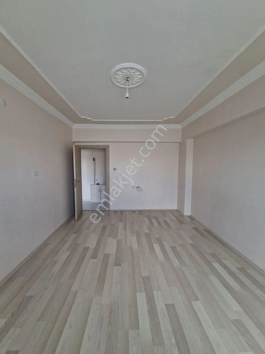 Turkuaz'dan Kılavuzda Güney Cephe Yapılı Masrasız 3+1 Daire - Görsel 3