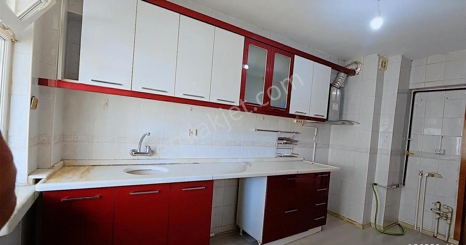 Acil Karahöyük Caddesi Üzerinde 3+1 2.katta Masrafsız Daire - Görsel 9