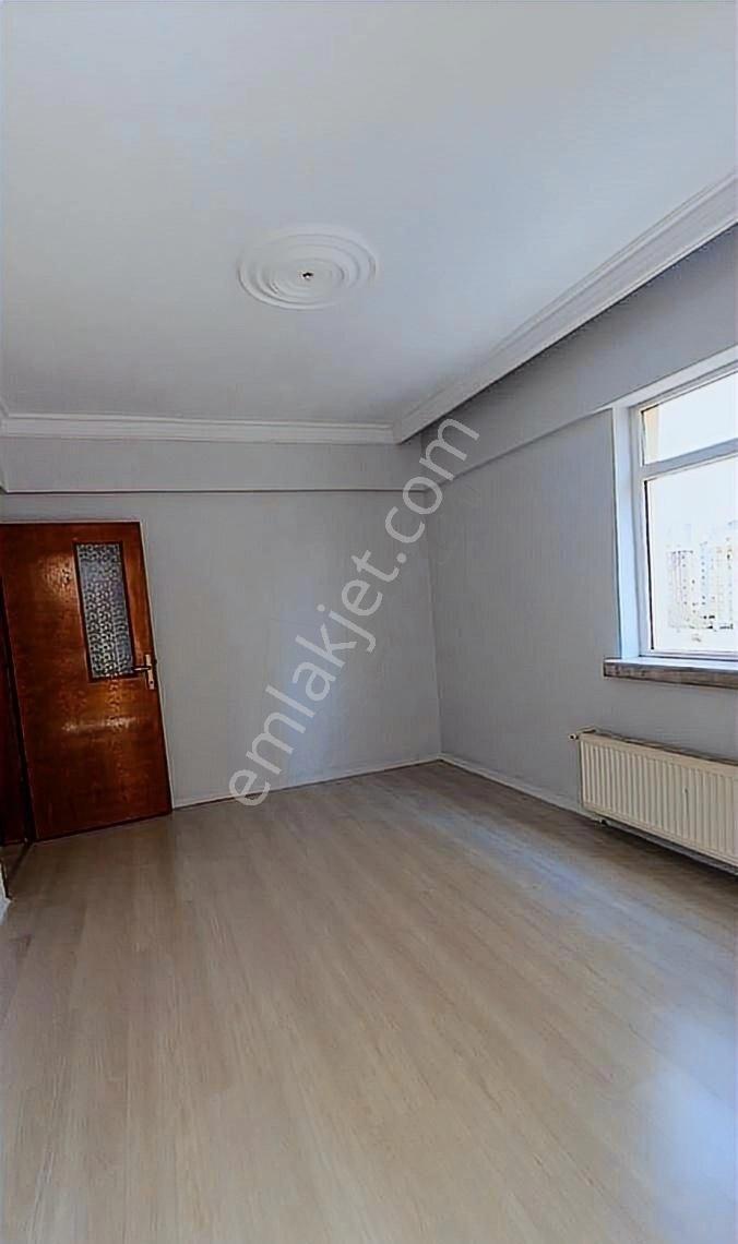 Acil Karahöyük Caddesi Üzerinde 3+1 2.katta Masrafsız Daire - Görsel 13