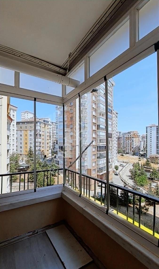 Acil Karahöyük Caddesi Üzerinde 3+1 2.katta Masrafsız Daire - Görsel 2