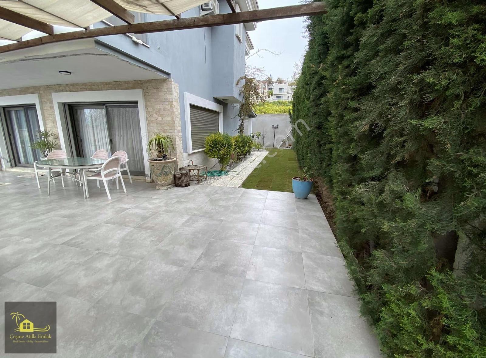 Çeşme Ovacık 3+1 Dubleks Havuzlu Yaz Sezonu Kiralık Villa - Görsel 25