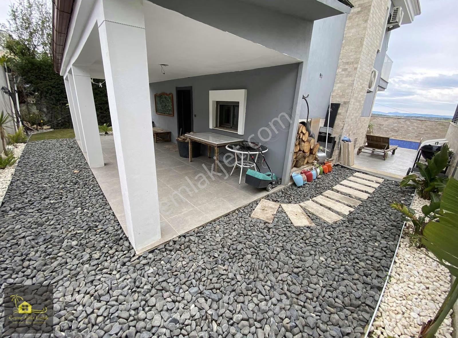 Çeşme Ovacık 3+1 Dubleks Havuzlu Yaz Sezonu Kiralık Villa - Görsel 28