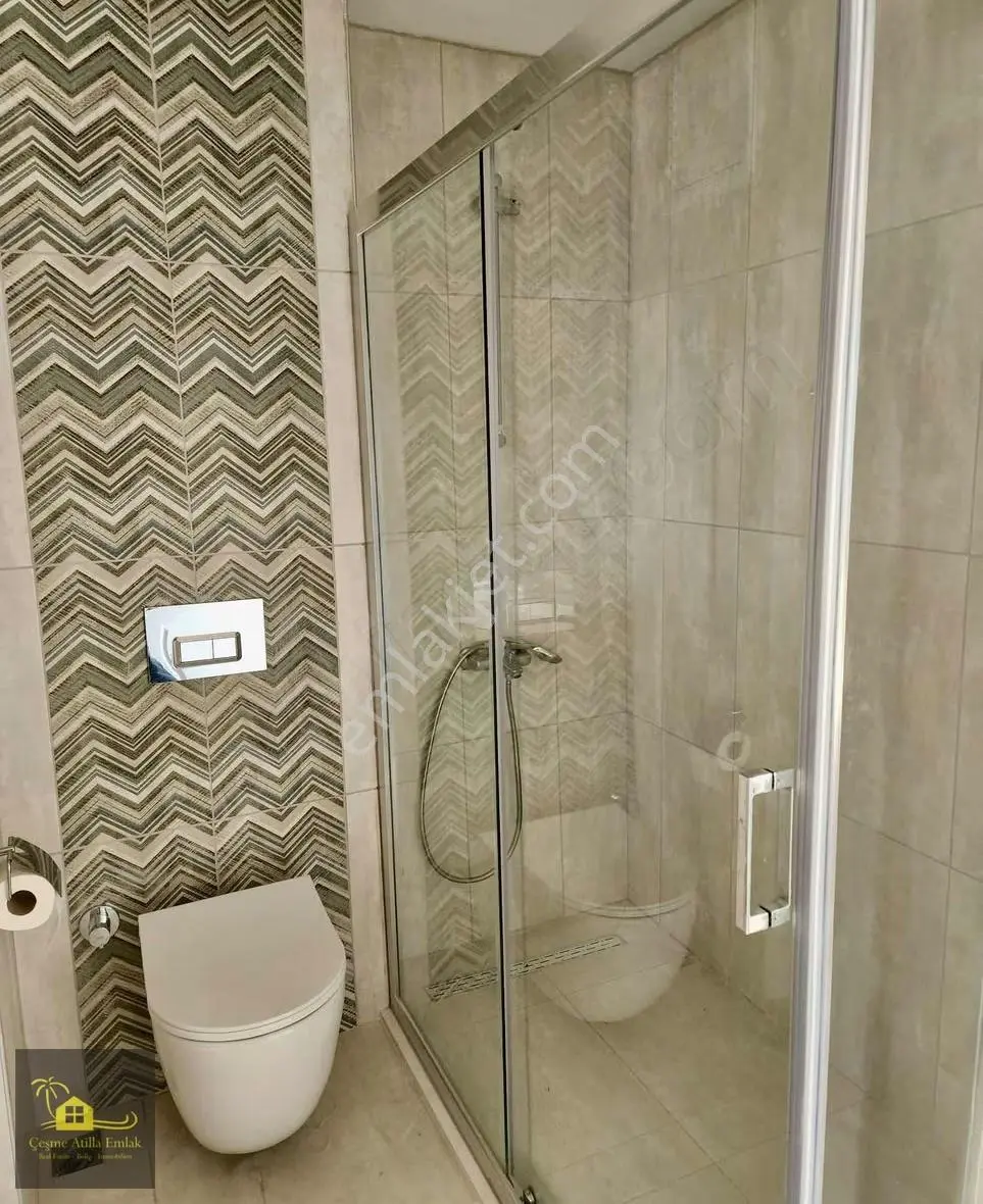 Çeşme Merkez'de Kiralık Deniz Manzaralı Ful Eşyalı 1+1 - Görsel 4