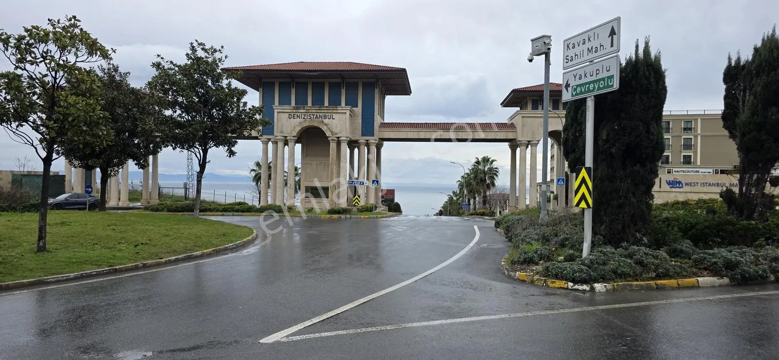 Beylikdüzü Deniz İstanbul Marina Evleri 2,5+1 Bahçe Kullanımlı