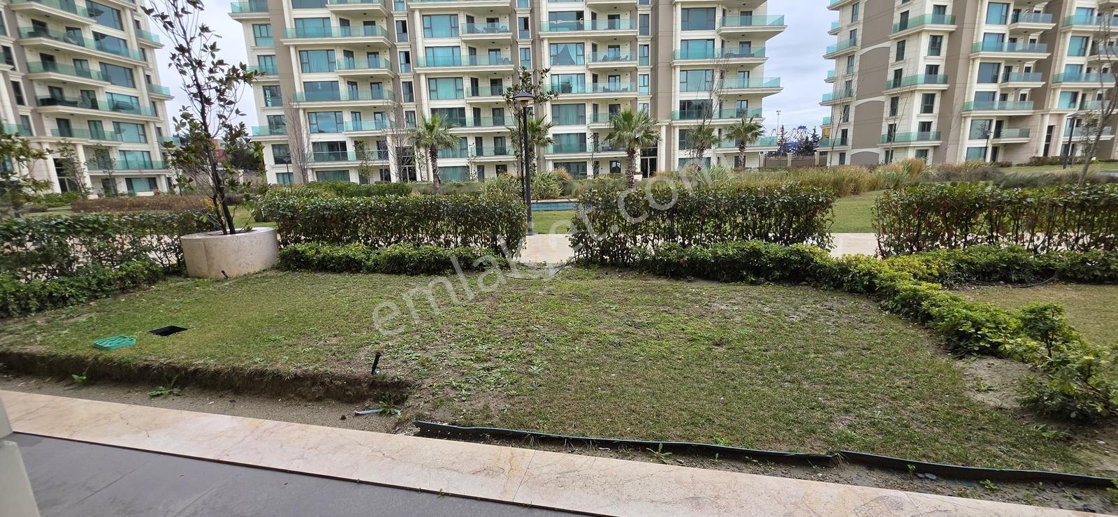 Beylikdüzü Deniz İstanbul Marina Evleri 2,5+1 Bahçe Kullanımlı - Görsel 33