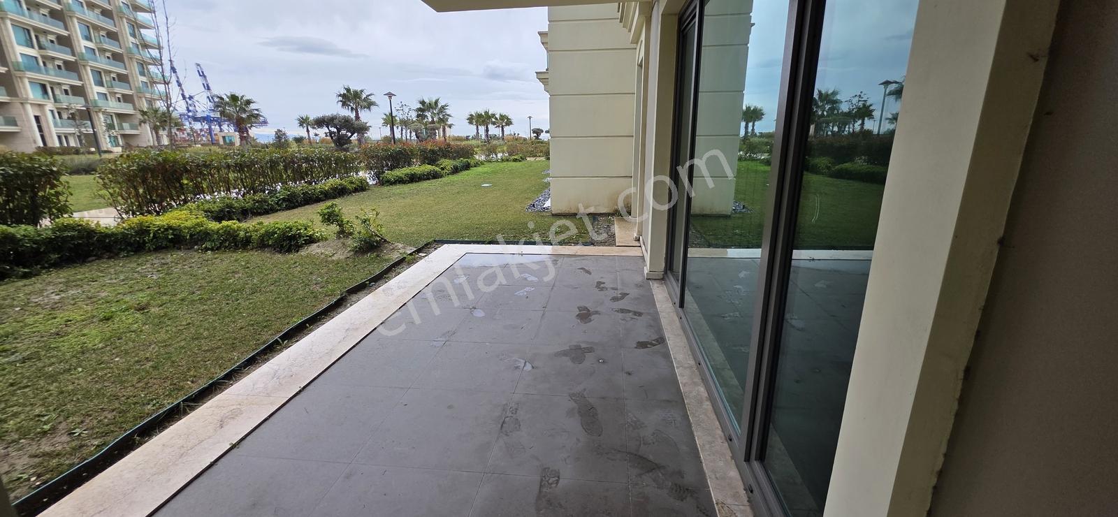 Beylikdüzü Deniz İstanbul Marina Evleri 2,5+1 Bahçe Kullanımlı - Görsel 19