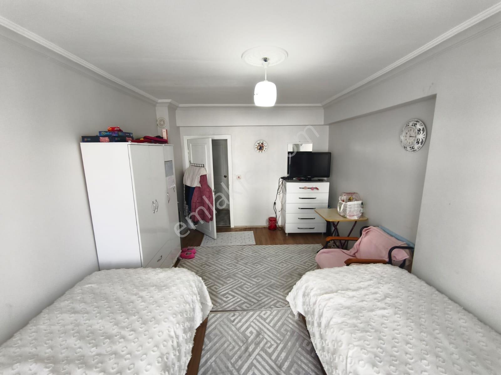 Bağlum / Hisar Mah. Cadde Üzeri Köşebaşı 2-banyo & Kilerli 3+1 - Görsel 28