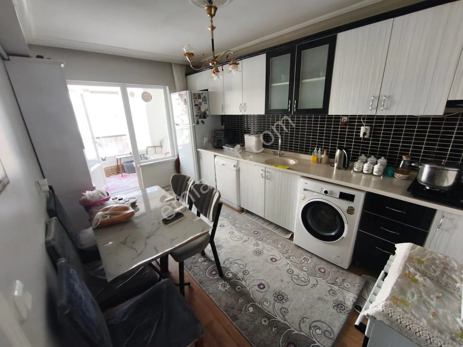 Bağlum / Hisar Mah. Cadde Üzeri Köşebaşı 2-banyo & Kilerli 3+1