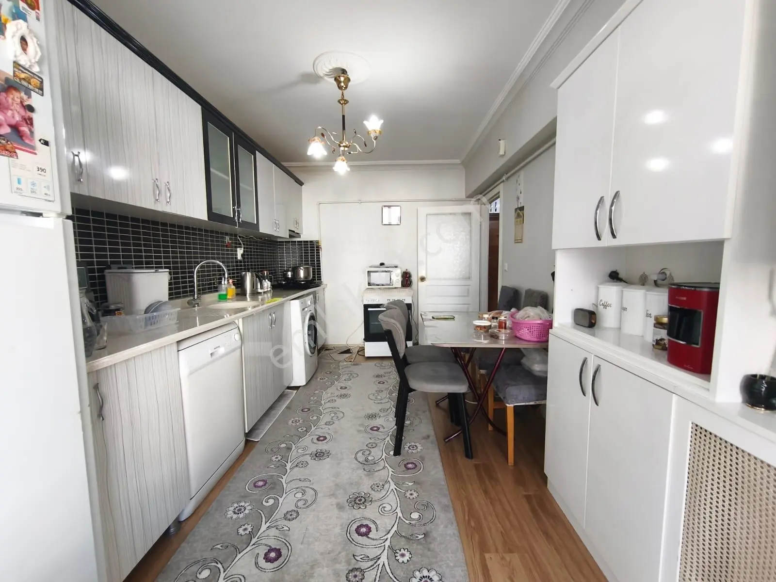 Bağlum / Hisar Mah. Cadde Üzeri Köşebaşı 2-banyo & Kilerli 3+1 - Görsel 4