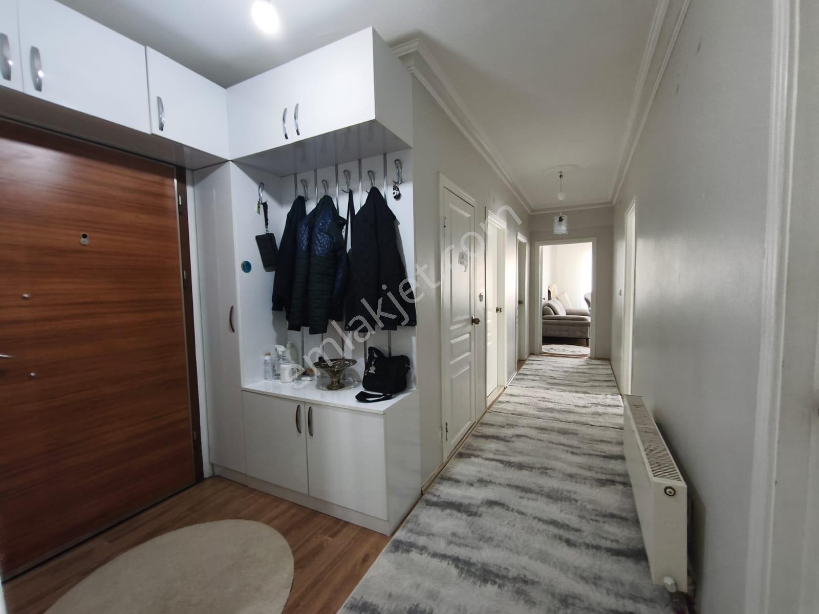 Bağlum / Hisar Mah. Cadde Üzeri Köşebaşı 2-banyo & Kilerli 3+1 - Görsel 11