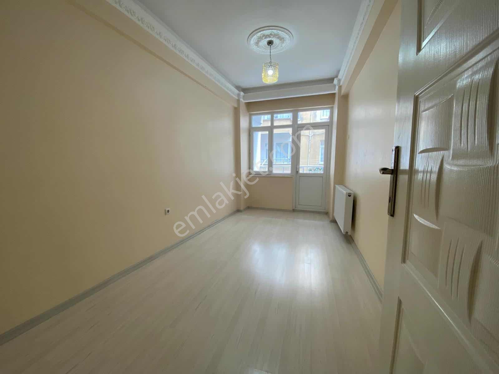 Başar Gayrimenkulden Çiftlik Mah.de 2+1 Satılık Daire - Görsel 16