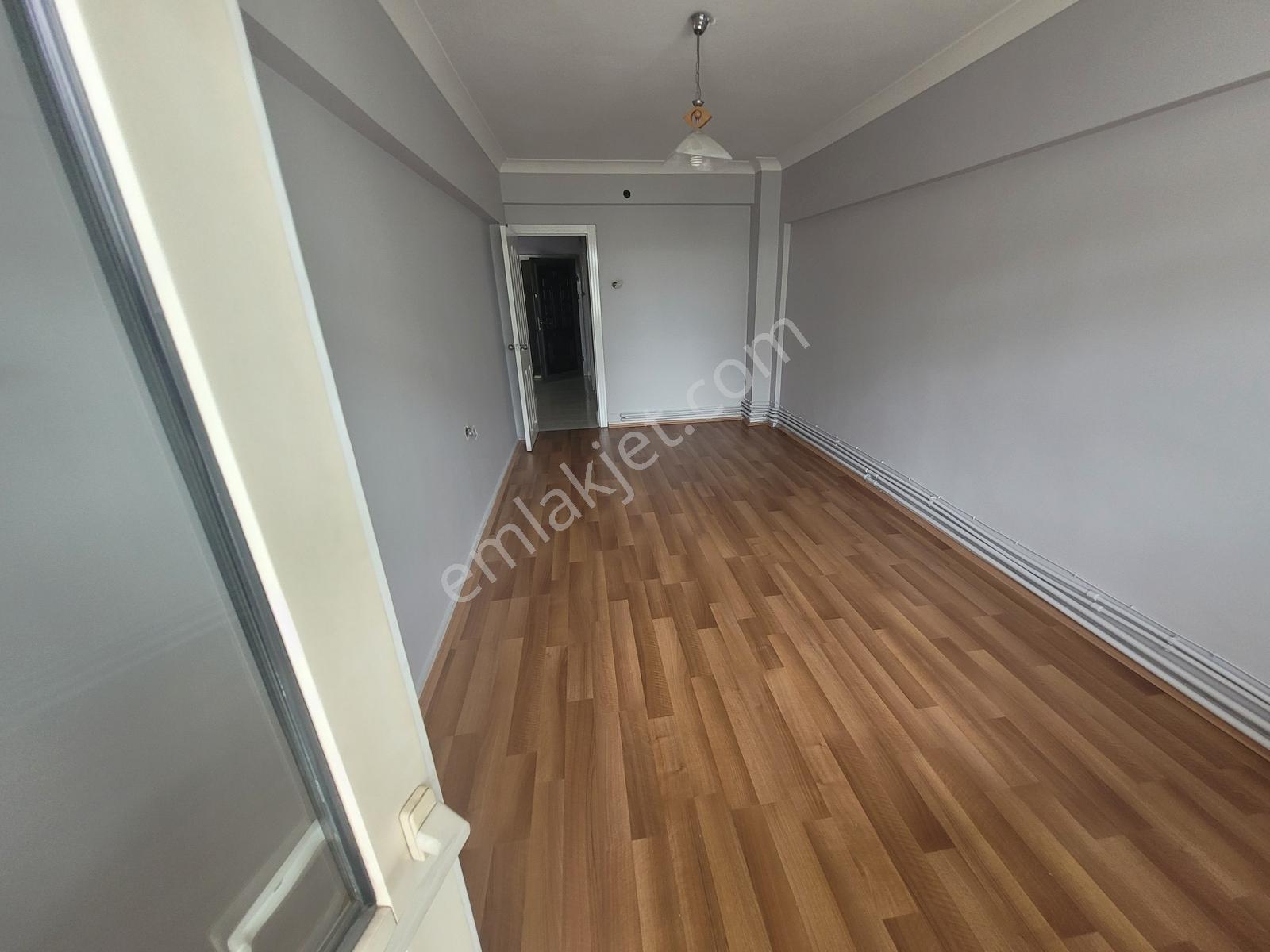 Merkezi Konumda 1.katta 3 Oda 1 Salon Kiralık Daire ... - Görsel 26