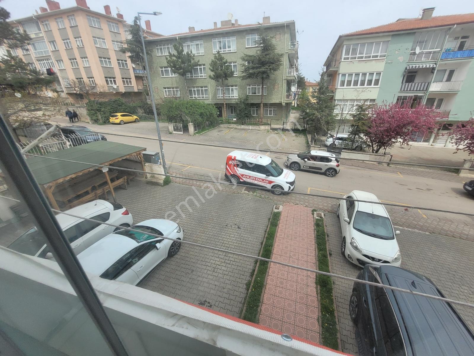 Merkezi Konumda 1.katta 3 Oda 1 Salon Kiralık Daire ... - Görsel 9